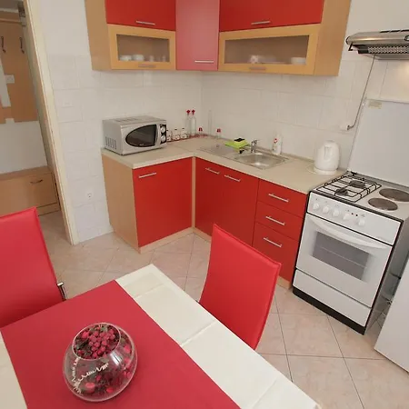 בית נופש Stone House Ernest