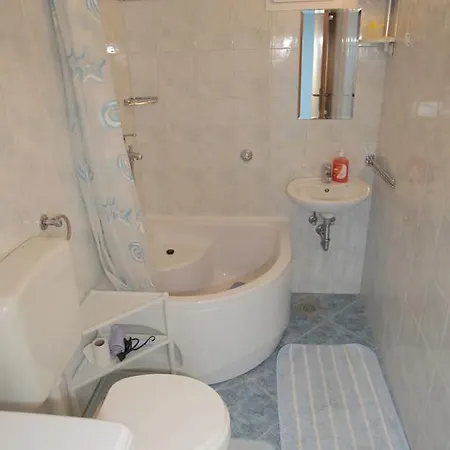 Holiday home Stone House Ernest *