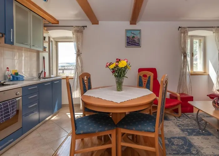 Stone House Ernest Trogir