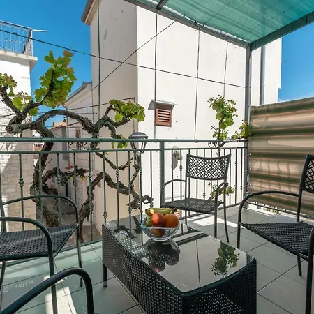 Stone House Ernest * Trogir