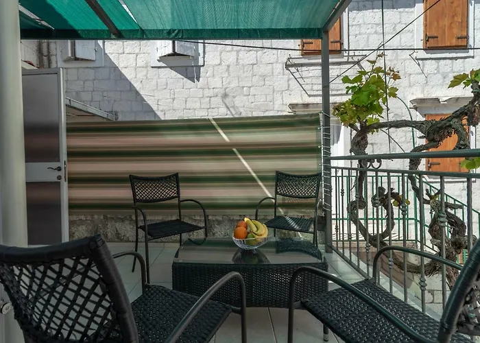 Stone House Ernest Tatil Evi *