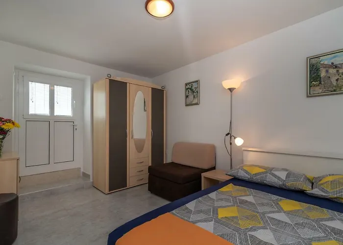 Tatil Evi Stone House Ernest Trogir