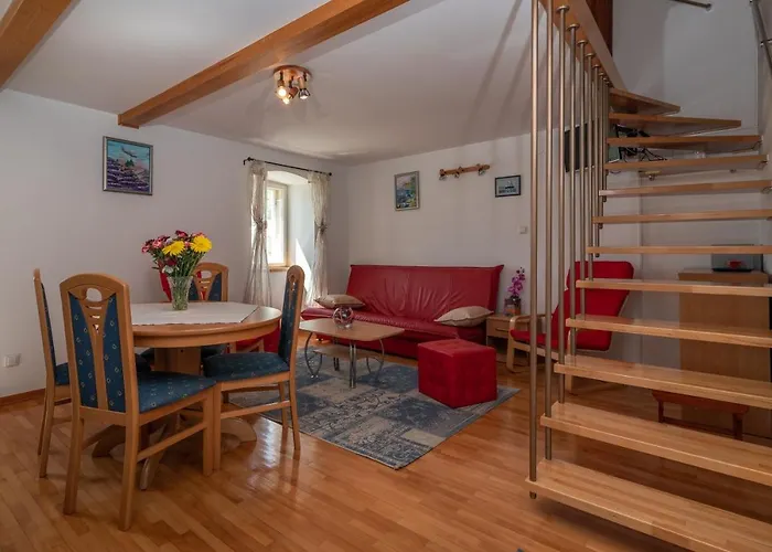 Tatil Evi Stone House Ernest Trogir